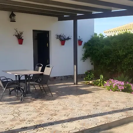 Apartment Loft Con Barbacoa Y Jardin Privado, Solo Familias Y Parejas Conil De La Frontera